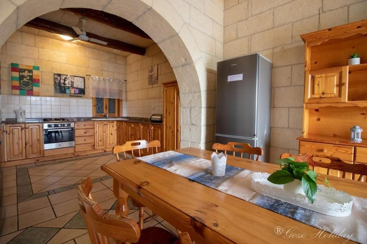 Hibiscus Bed & Breakfast Xaghra Exterior photo